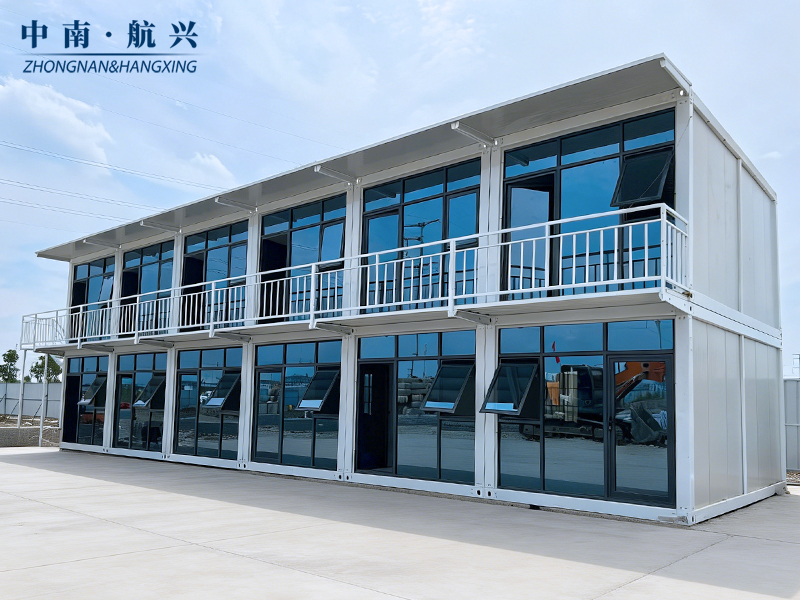 南浔6上6下拼装箱带玻璃幕墙
